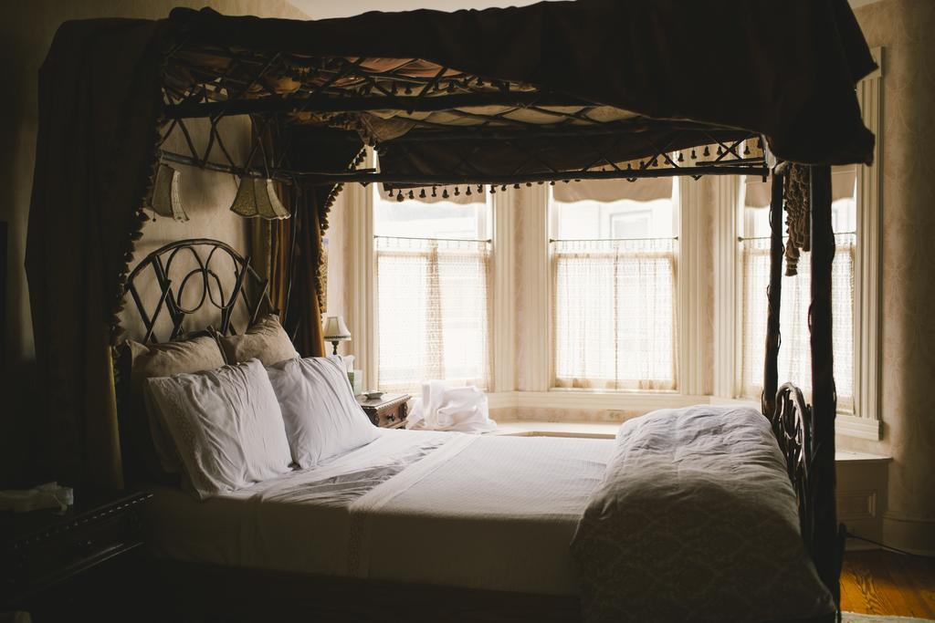 10 Clarke Bed & Breakfast Frederick Cameră foto